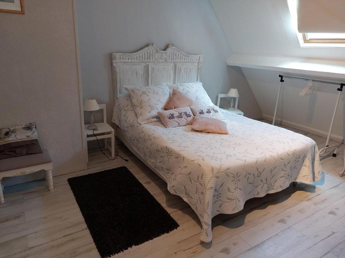 Le Petit Bois Normand - Chambre D'Hote Bed & Breakfast Champ-du-Boult Екстериор снимка