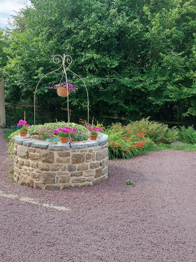 Le Petit Bois Normand - Chambre D'Hote Bed & Breakfast Champ-du-Boult Екстериор снимка